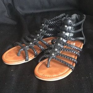 Arizona sandals sz 5